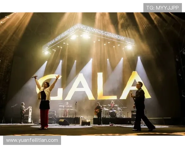 GALA赛后致敬队友全力拼搏并肩作战下一站苏州再战赛场